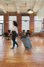 2179403 Rcp Ur 32Gwheeledbrute Move Easier Lifestyle Coffeshop (1)