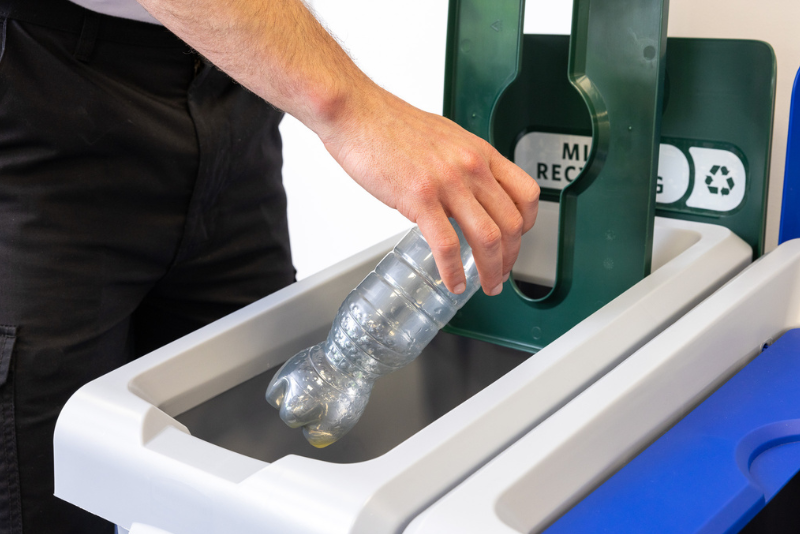 Recycling water bottle